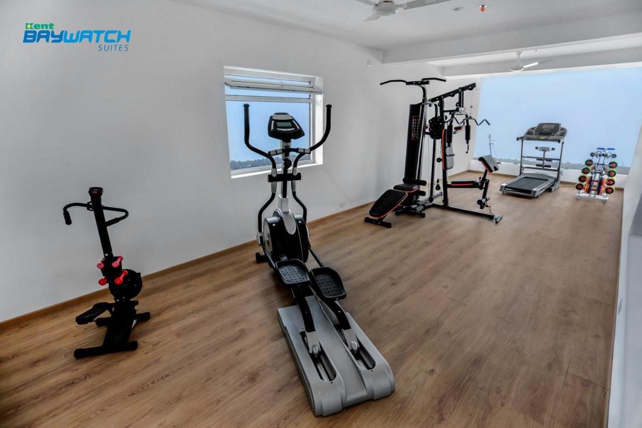 Kent Baywatch Suites Kochi Eksteriør billede