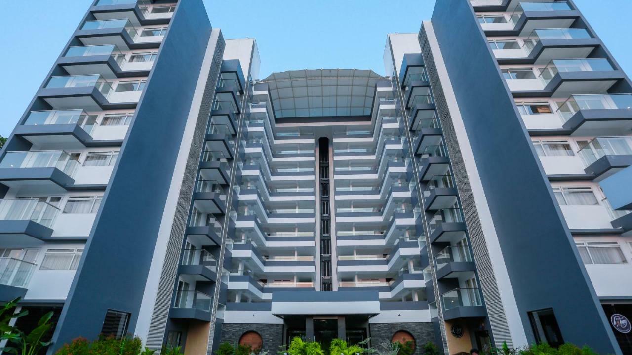 Kent Baywatch Suites Kochi Eksteriør billede