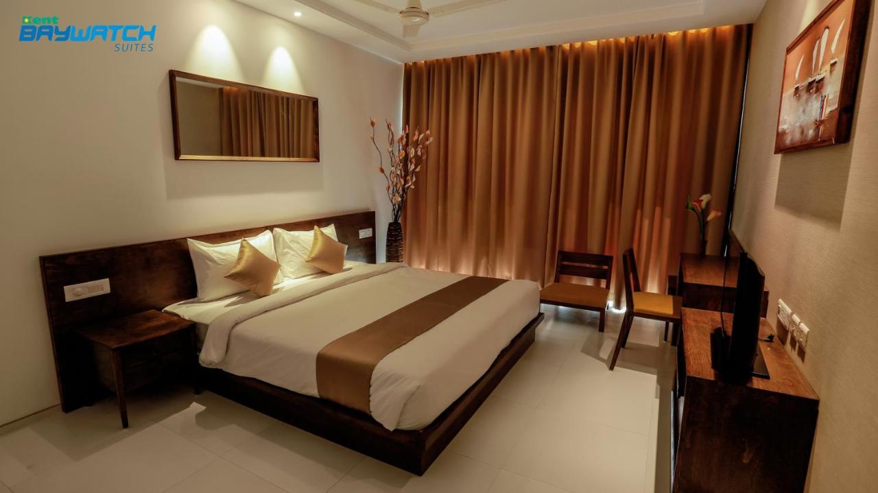 Kent Baywatch Suites Kochi Eksteriør billede